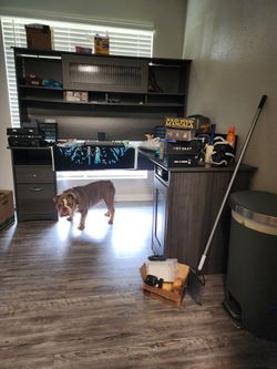 Large Desk With Hutch
