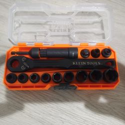 KLEIN  15 Piece Socket Set