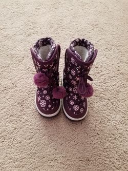 Toddler winter boots size 7 ...5$