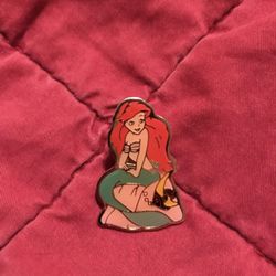 my little mermaid vintage Disney Ariel coral pin