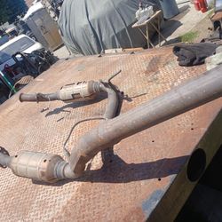 2006 ford Explorer Exhaust System