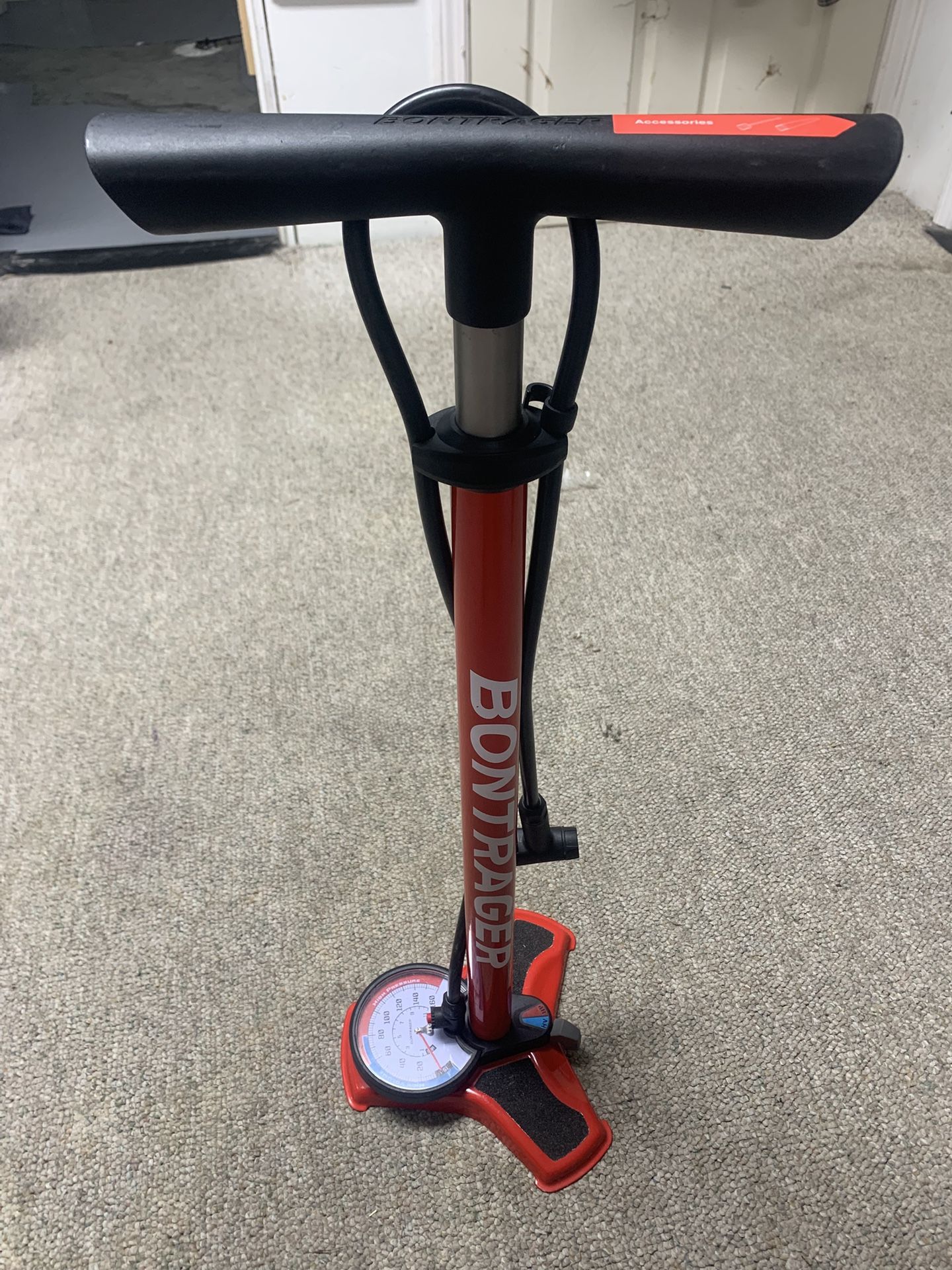 Bike pump different heads to air up balls(good condition). 25$