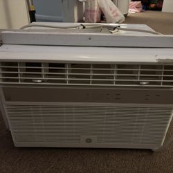 GE Appliances Air Conditioner 