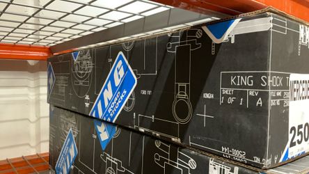 King Shocks Rear Shocks 2015+ Mercedes Sprinter