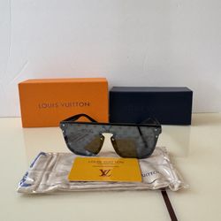 Sunglasses 