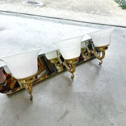 Bathroom 3-light Fixture - Good Condition 