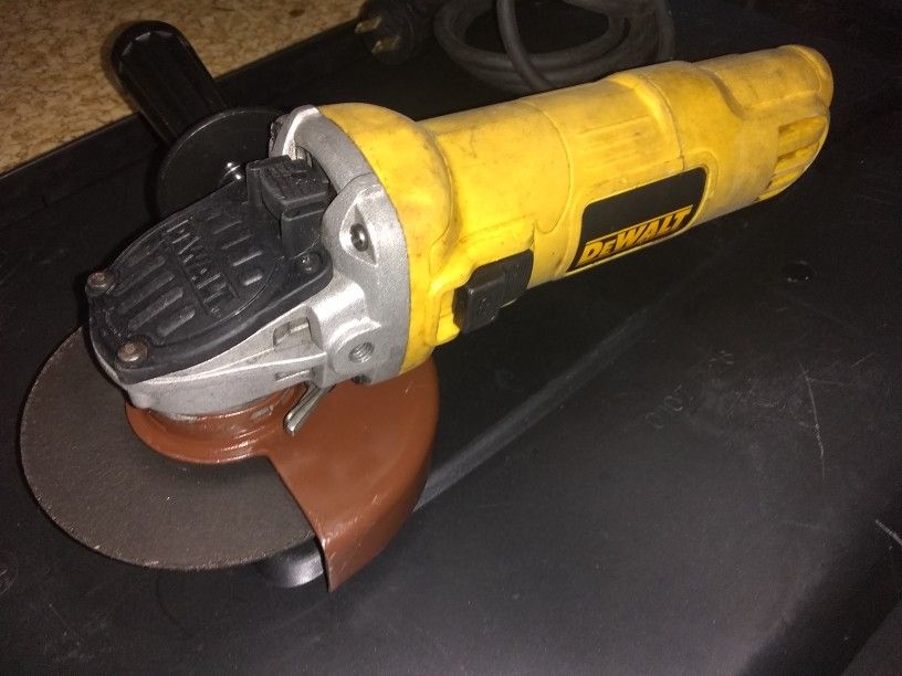 DeWalt Grinder 