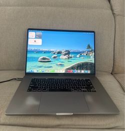 MacBook Pro 16” 2.6ghz i7 16gb ram 500gb ssd