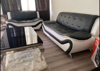 Beautiful Leather Love Seat And Sofa Set