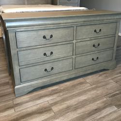 New Long Dresser! 