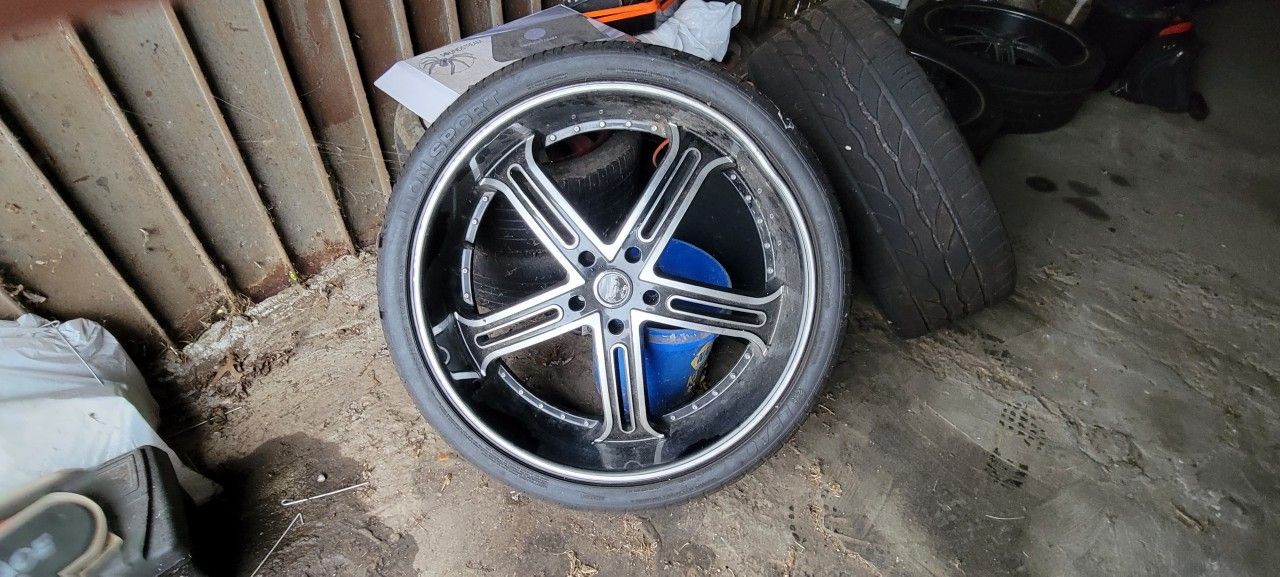 26" 5 Lug Rims