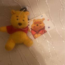 Vintage Pooh Clip On