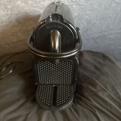 Nespresso Essenza Mini Coffee Machine - Black