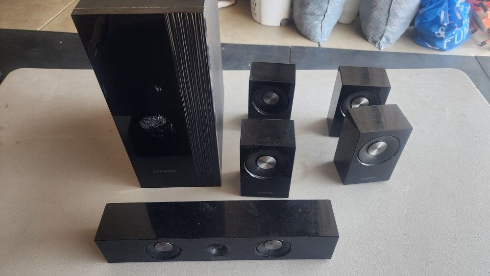 Samsung surround speakers $15.00