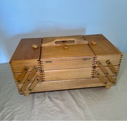 Vintage Wooden Sewing Box Accordion Cantilever Organizer Dovetail Compartments EXCELLENT Condition