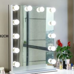 Beauty Creations Vanity Mirror 