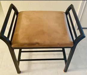 Heavy duty Metal/Suede Ottoman/Chair