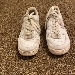 White Air Forces Shoes