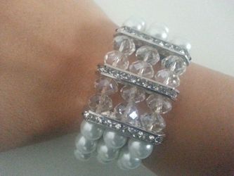 Pearl and Diamond Bracelet