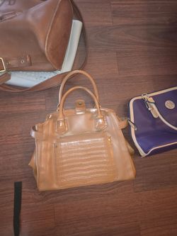 4 purses