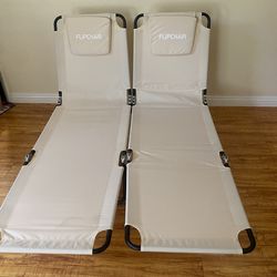 Pool chair chaise lounge 2 legs