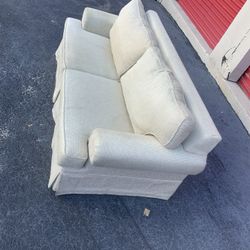 Comfy Beige Pull Out Sofa Bed 🔥🔥