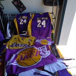 Lakers Jerseys / Kobe Bryant Jerseys