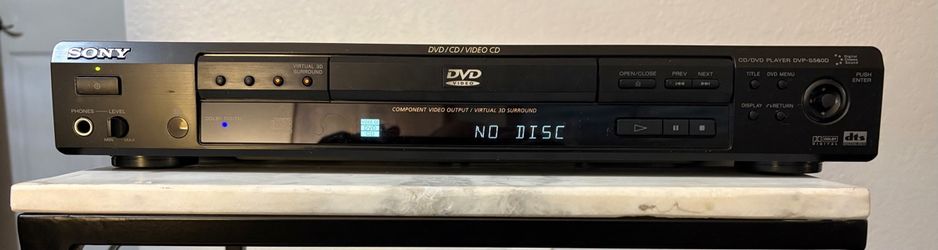 Sony DVP-S560D DVD/CD Player