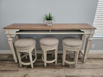 Beautiful Sofa Table/console table