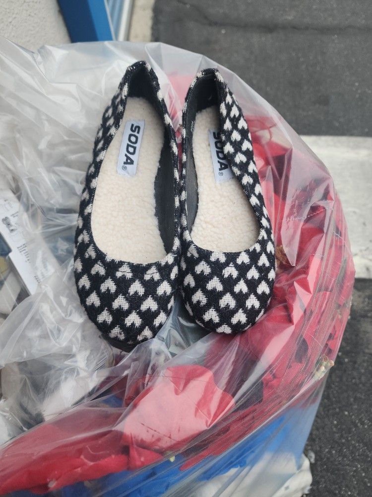 Girls Flat Shoes