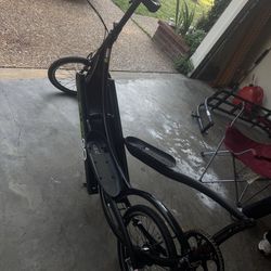 EliptiGo 8C Black Bike & Green One