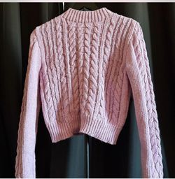 Pinked Cropped Cable Knit Sweater Size M