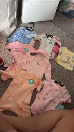 Babygirl preemie clothes never worn