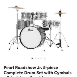 Pearl 5 Piece Drum Set Jr.