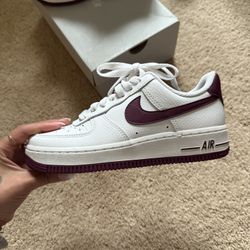 Nike Air Force 1