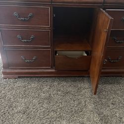 Dressers 