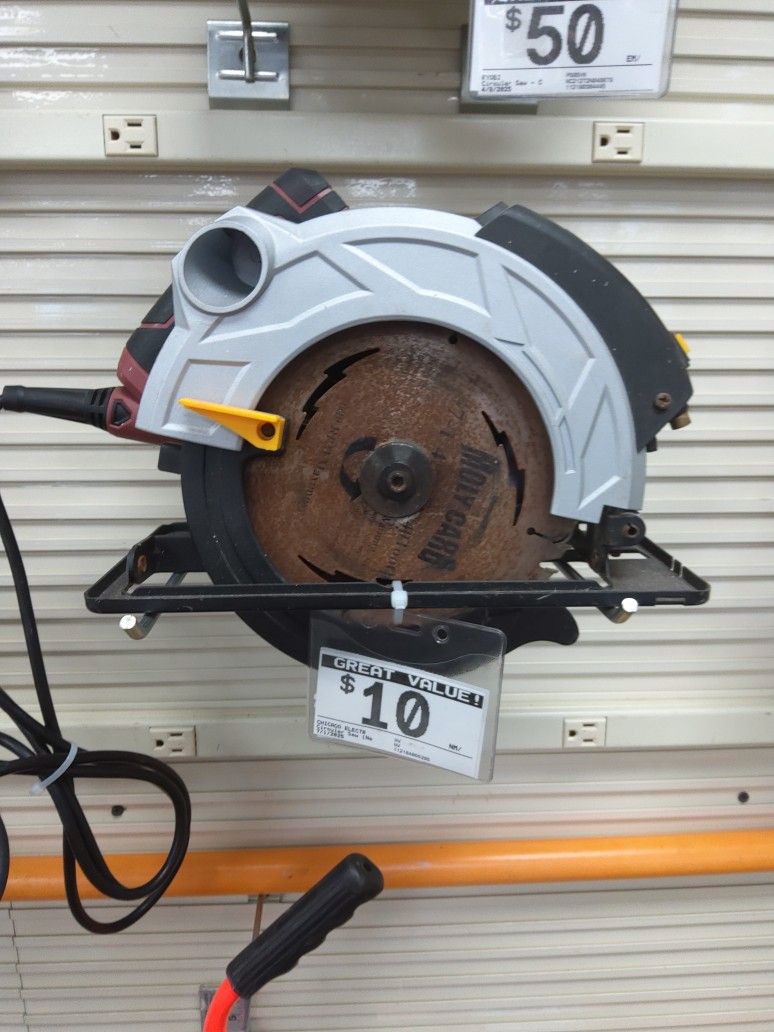 Chicago Electric Circular Saw