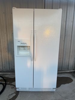 KENMORE REFRIGERATOR