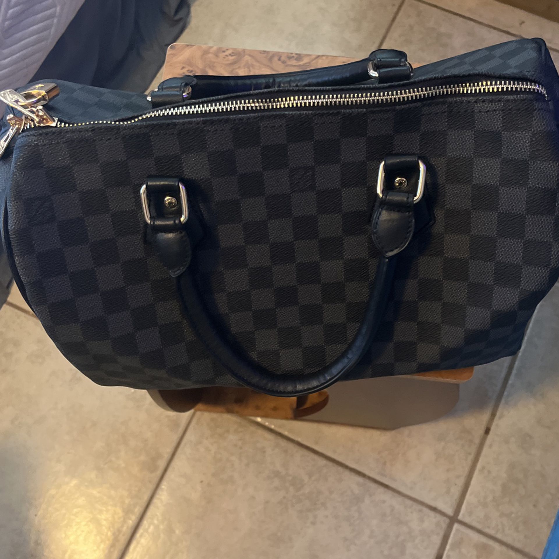 LV Duffle Bags – Exclusive Fitz