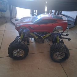 Toy monster truck