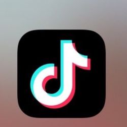 Used iPhone 13 with TikTok