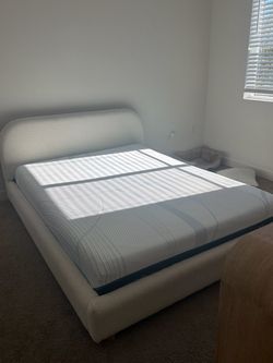 Queen mattress