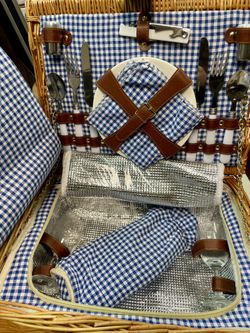 Willow Weave Picnic Basket For Two