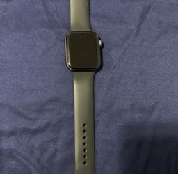Apple Watch Series 4 With Box