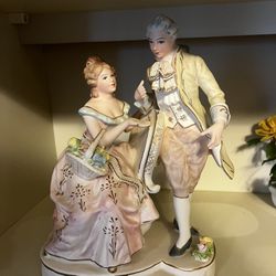 Antique Victorian Colonial Courting Couple Ceramic Pottery Figurine