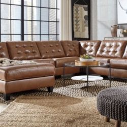 Baskove Auburn 4-Piece LAF Chaise Sectional

