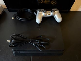 PlayStation 4 Slim All cables & 1 Controller