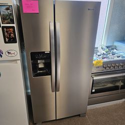 Brand New Whirlpool 33W Refrigerator 