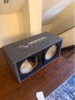 12 inch subwoofer box used for a day