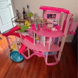 Doll House 